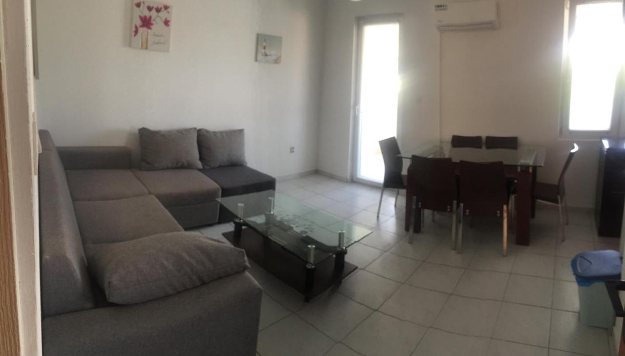 Apartmani Nerko Pag Town Buitenkant foto