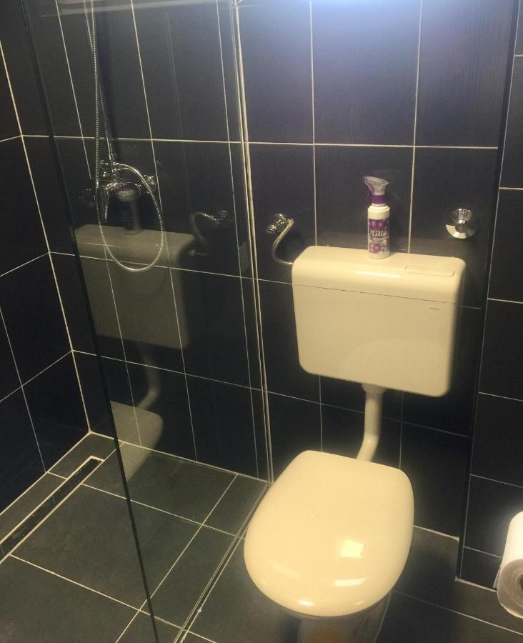 Apartmani Nerko Pag Town Buitenkant foto