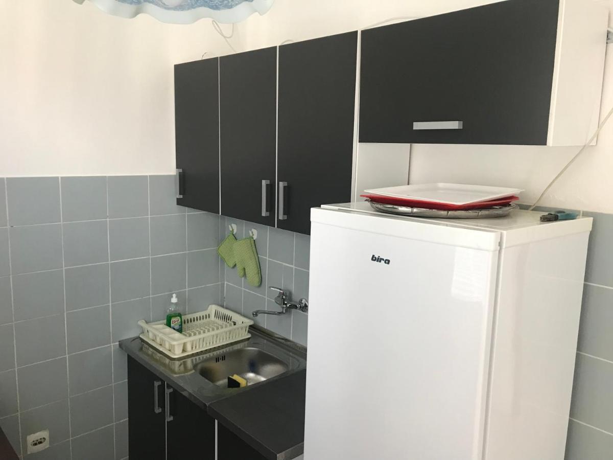 Apartmani Nerko Pag Town Buitenkant foto
